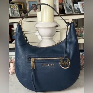Michael Kors Bedford Large Pebbled Leather Hobo Bag - Blue Gold Medallion